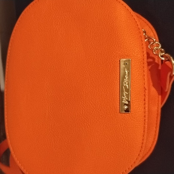 BETSY JOHNSON PUMPKIN PURSE - Picture 4 of 10